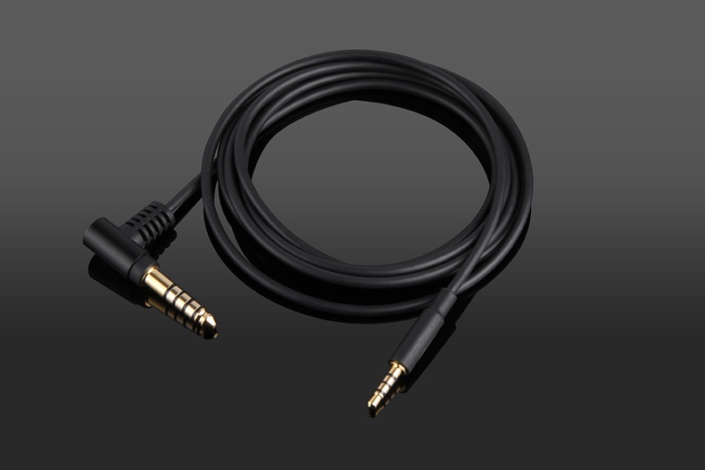 Sennheiser Headphone Momentum 4 - Сбалансированный аудиокабель 4,4 мм/2,5 мм до